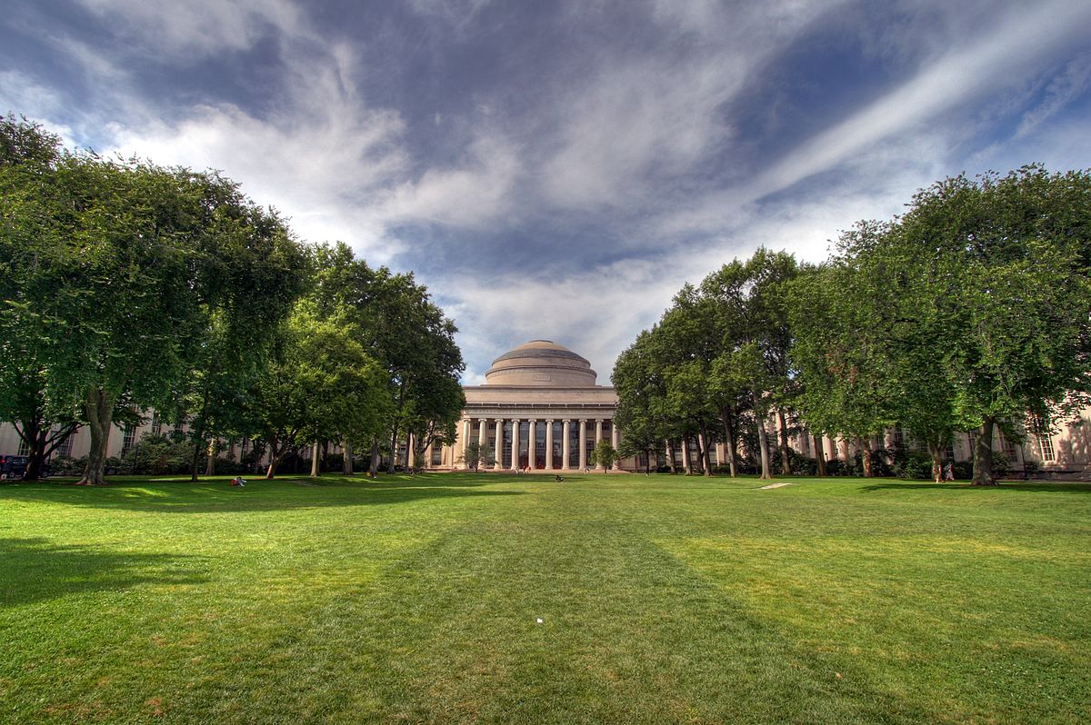 Massachusetts Institute of Technology (MIT) campus photo